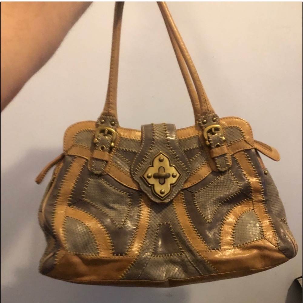 Lockheart all leather beige and gray leather and snake skin leather purse.